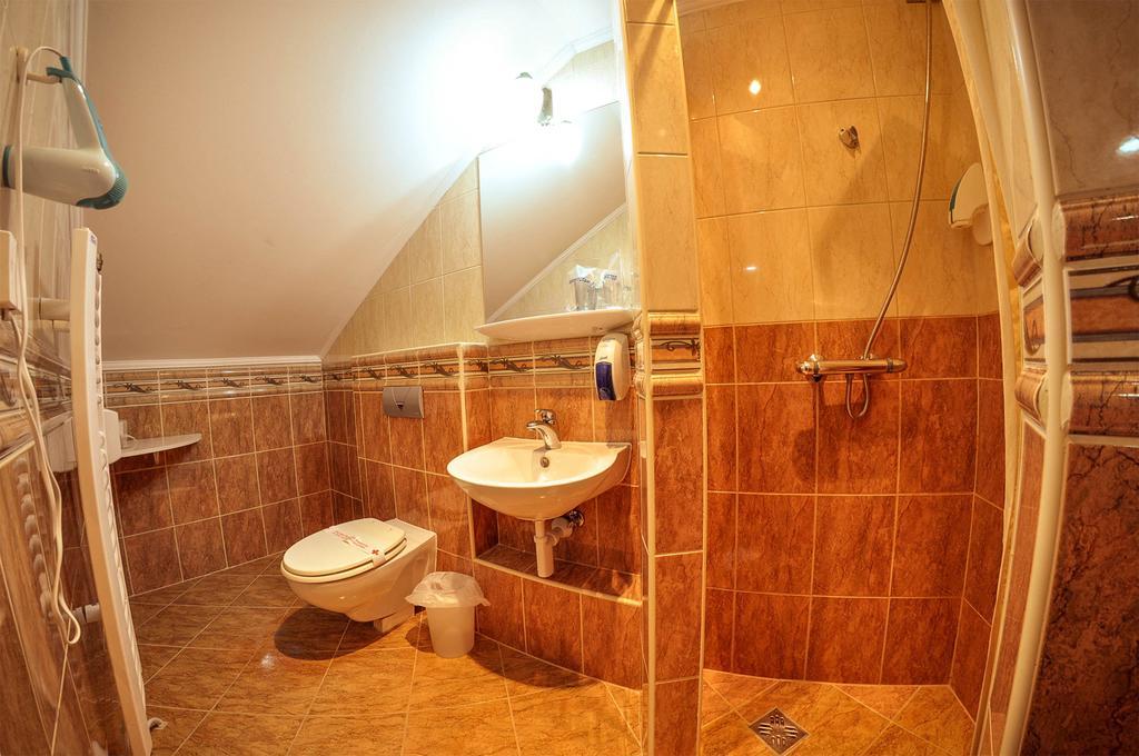 Hotel Latinski Most Σαράγεβο Εξωτερικό φωτογραφία