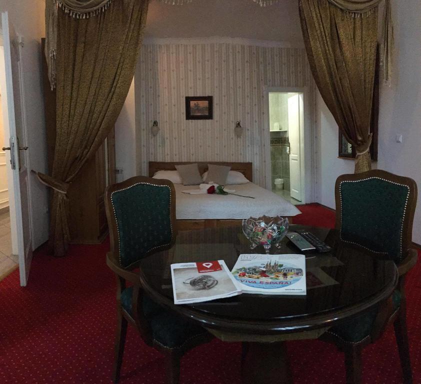 Hotel Latinski Most Σαράγεβο Εξωτερικό φωτογραφία