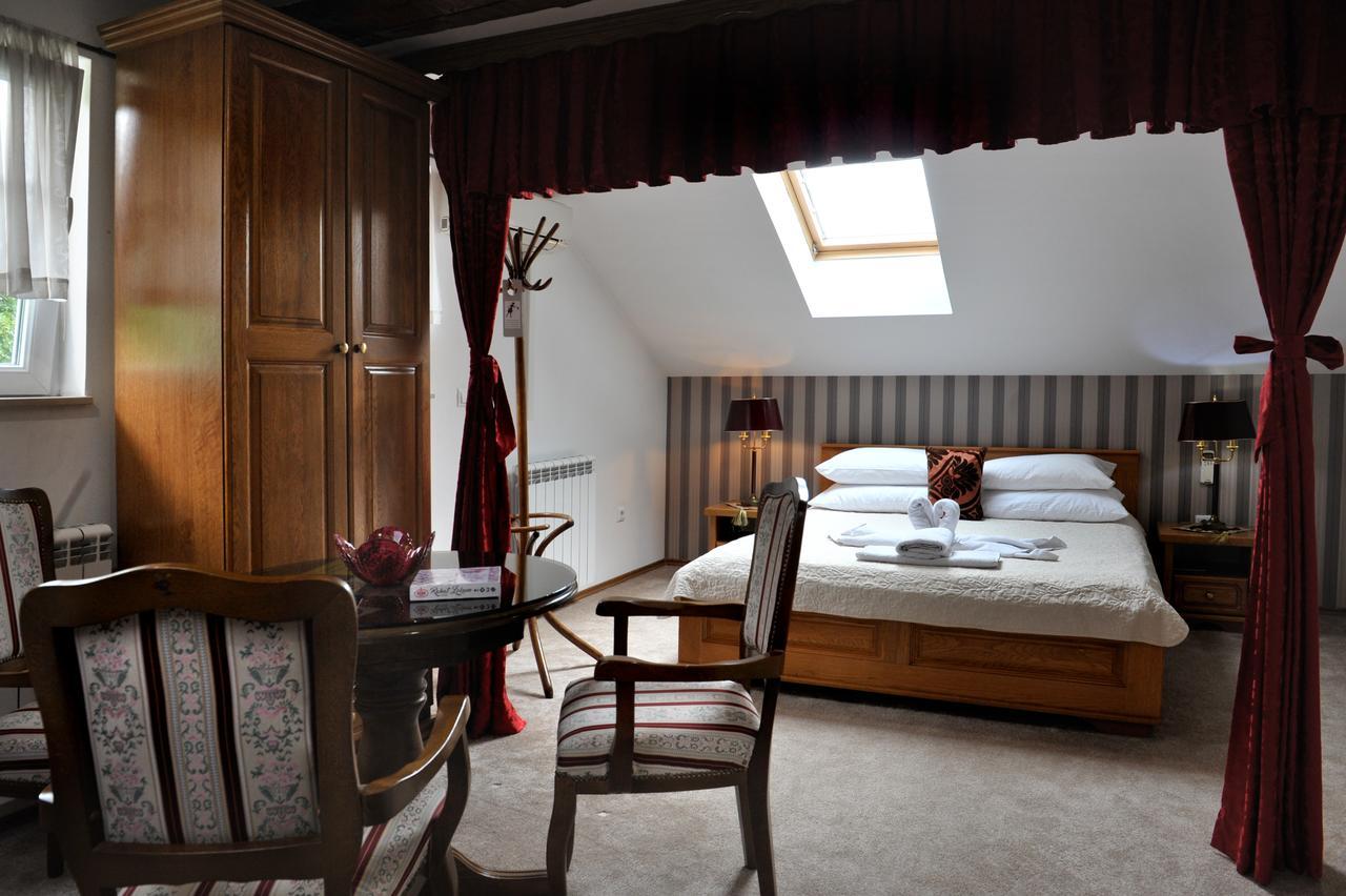 Hotel Latinski Most Σαράγεβο Εξωτερικό φωτογραφία